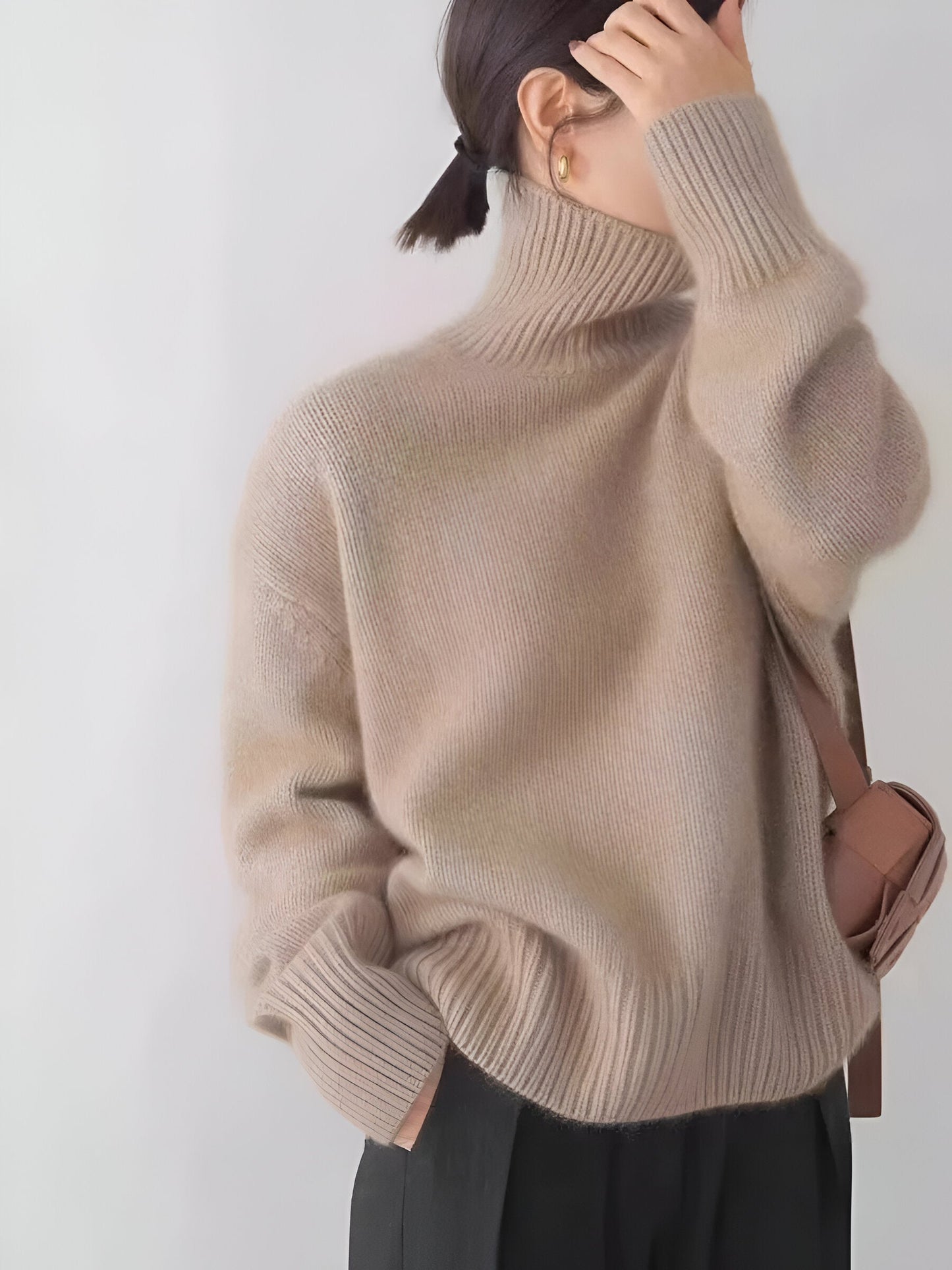 Siri™ | Stilfuld Rullekrave Sweater